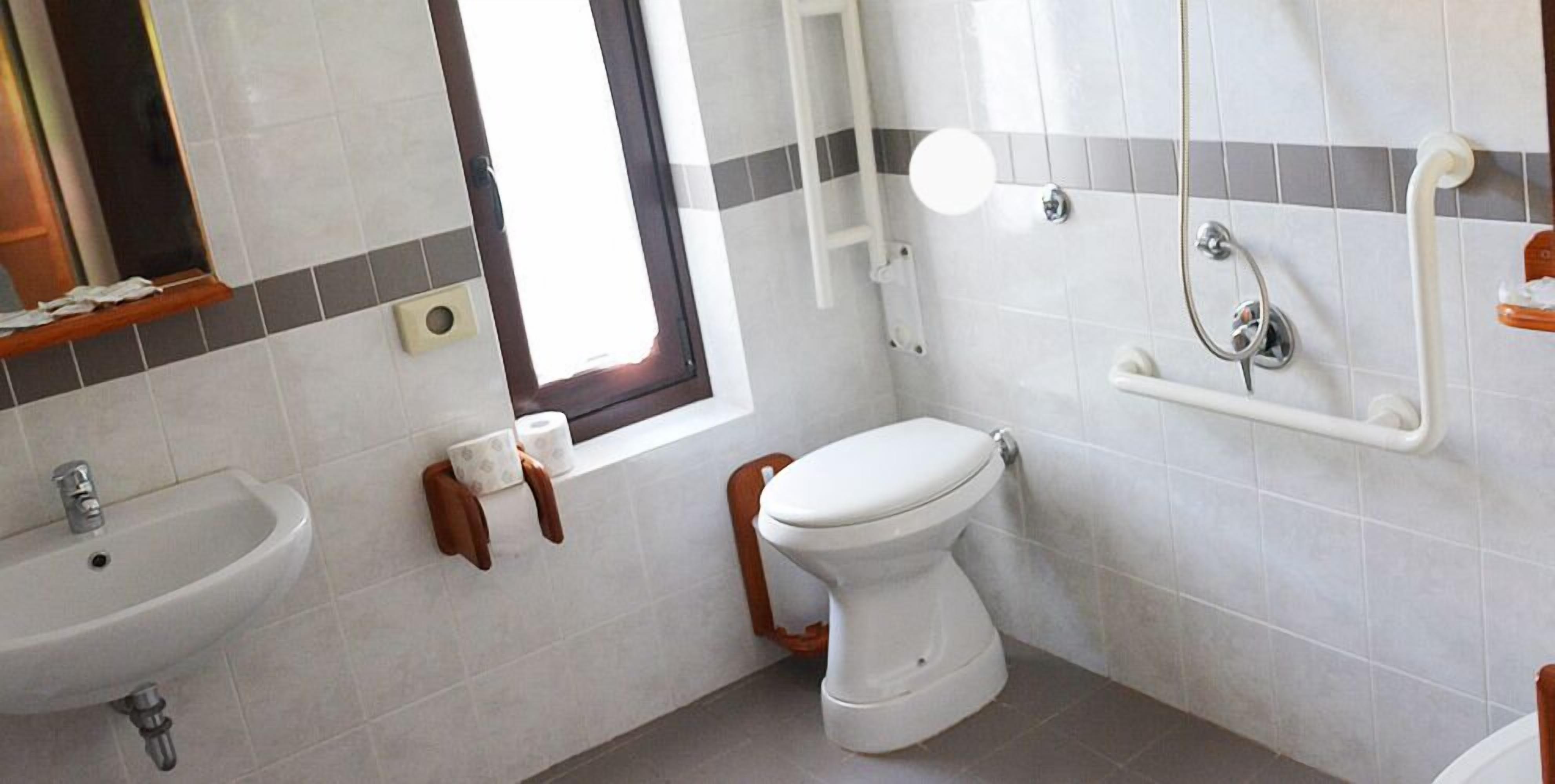 Quarto solteiro | Banheiro