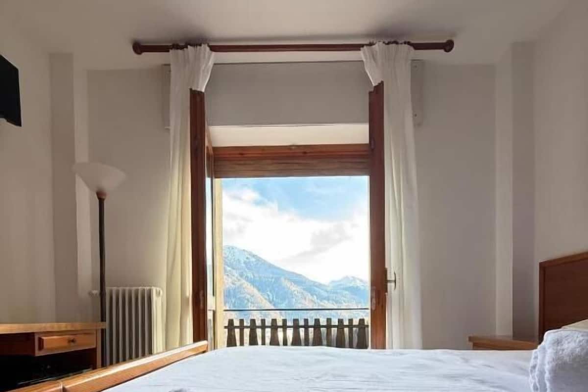 Deluxe Double Room | Bed sheets