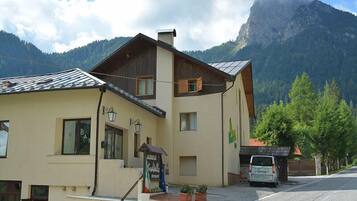 Facciata della struttura