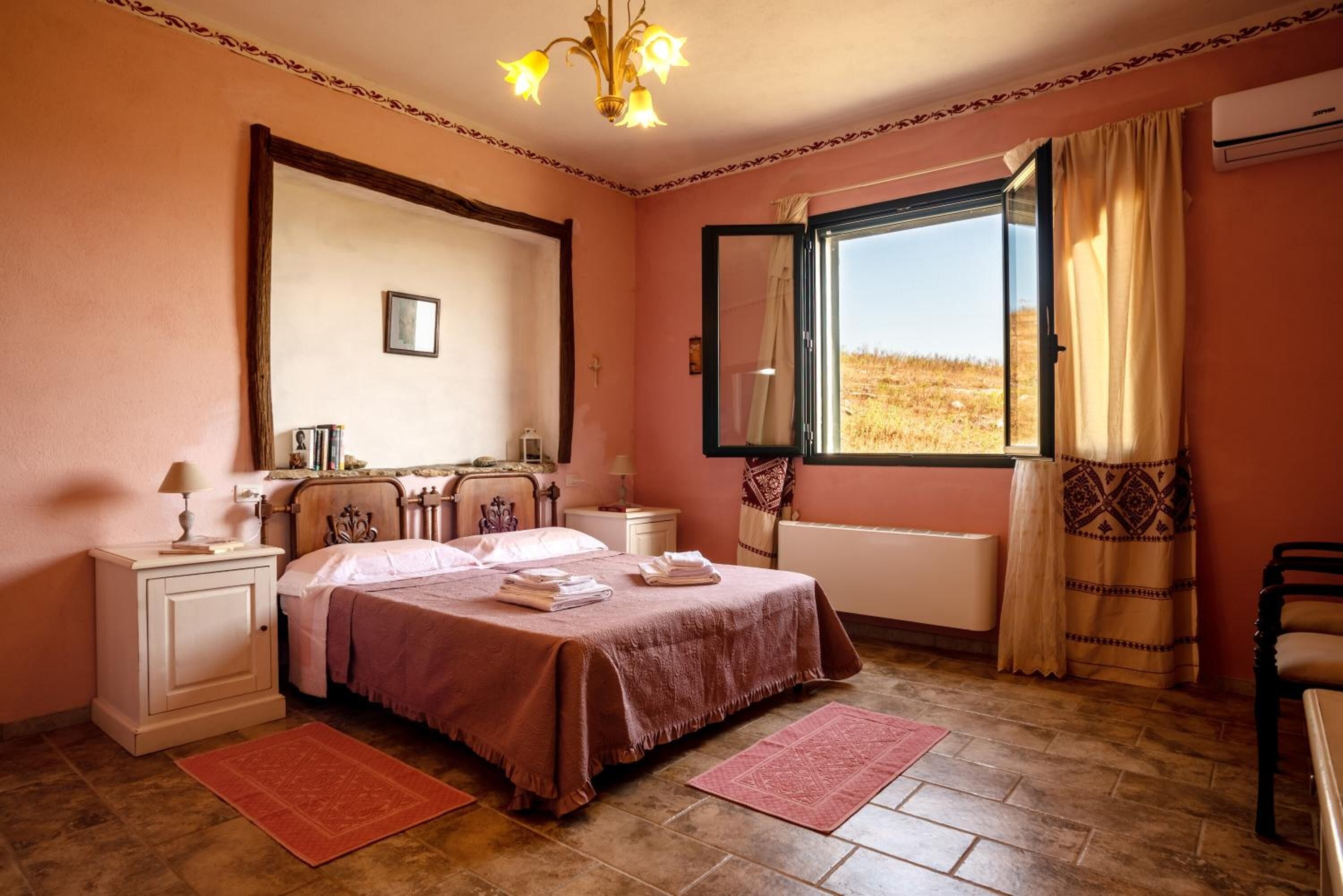 Desk, blackout curtains, free WiFi, bed sheets