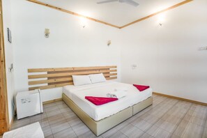 Basic Double Room, 1 Queen Bed, Non Smoking | Soundproofing, free WiFi - Royal Inn Rasdhoo (Rasdhoo)