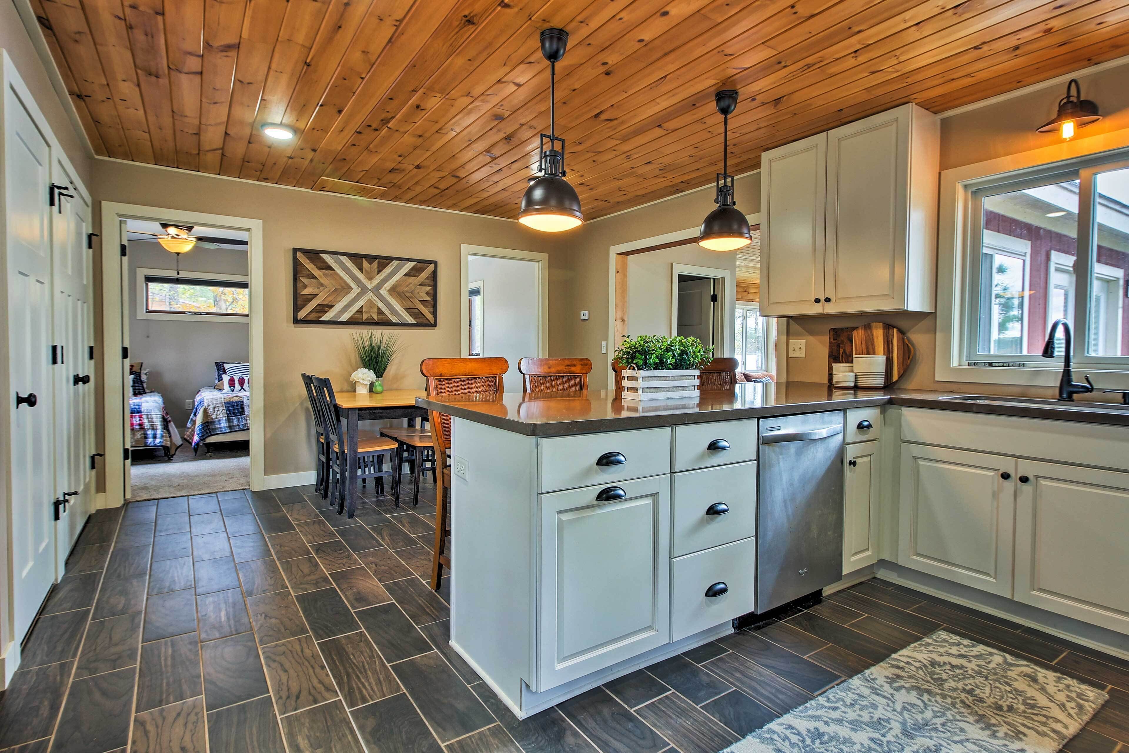Lakefront Solon Springs Cabin w/ Private Dock!
