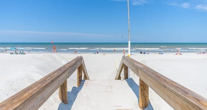 Ocean Front ShoreThing Condo; EXCELENTE VISTA, acceso directo al mar / playa