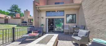 Patio & Mountain View! Ruidoso Golf Condo