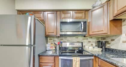 Ruidoso Golf Condo - Patio & Mountain View!