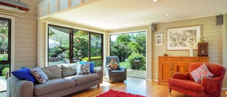 Smart TV, fireplace, toys, books