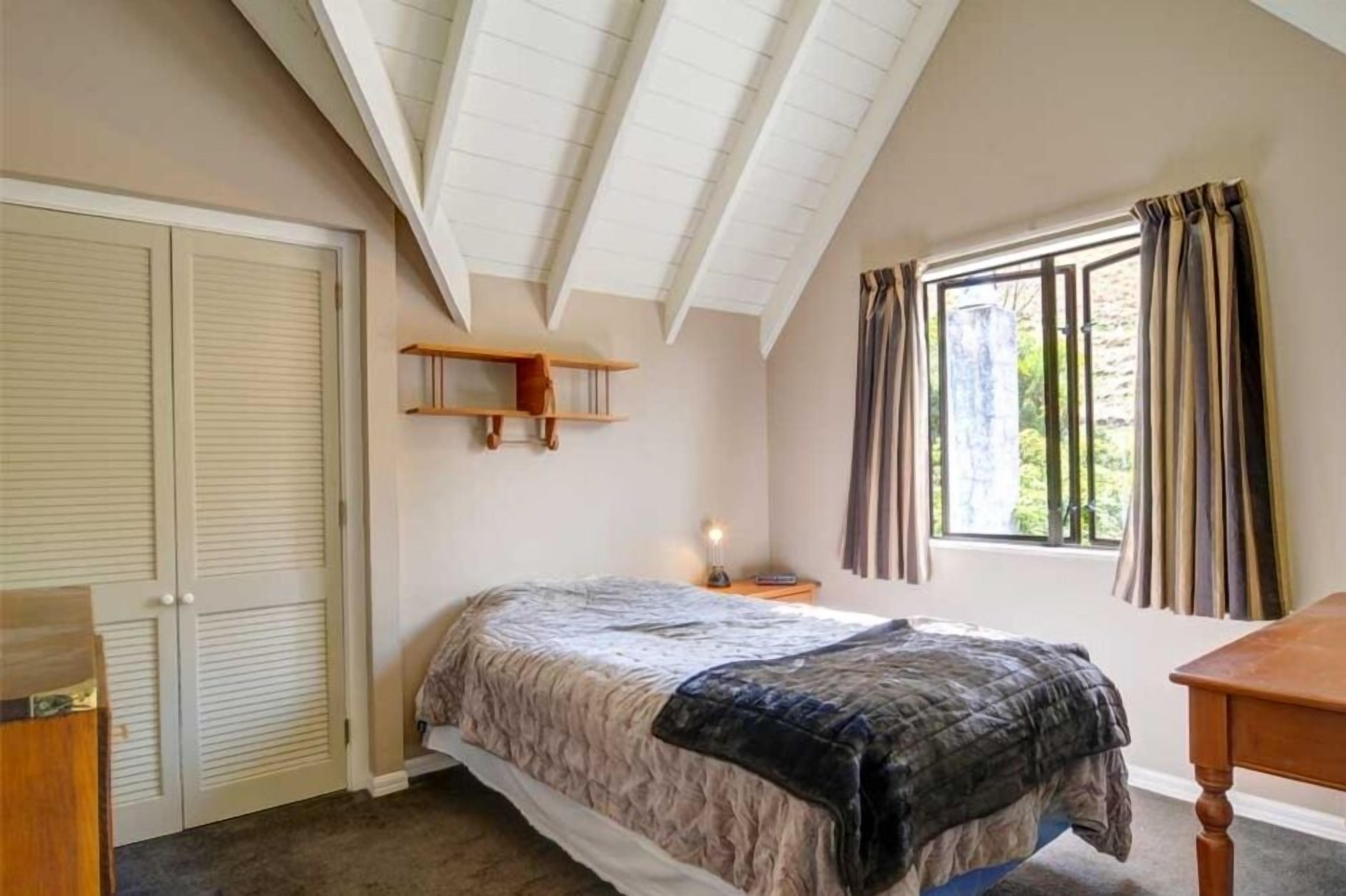 Top 10 Pet & DogFriendly In Queenstown, New Trip101