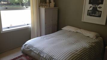 3 bedrooms, Internet