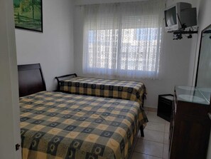 3 camere, ferro/asse da stiro, Wi-Fi gratuito