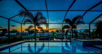 Brand NEW Vacation home located in the Yacht Club Area- Villa Mayfair Roelens Vacations