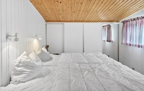 3 makuuhuonetta, vauvan matkasänky, ilmainen Wi-Fi