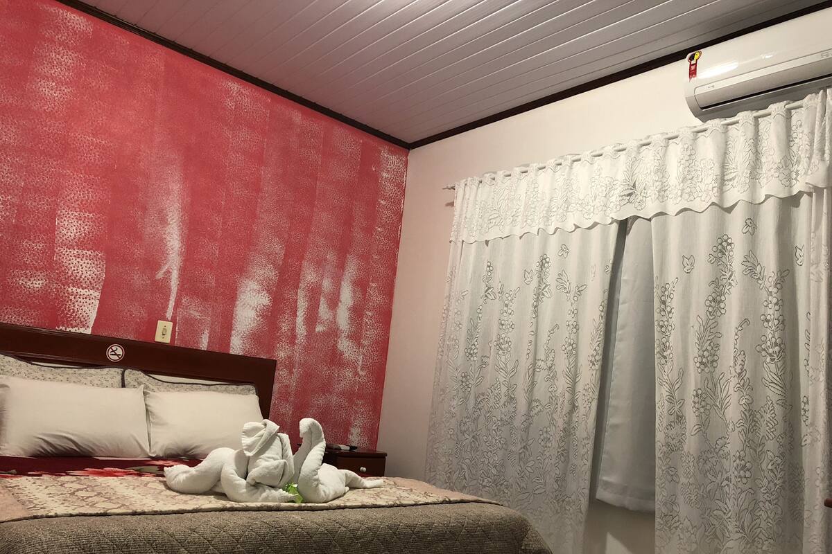 Minibar, desk, blackout curtains, free WiFi