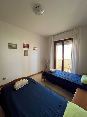 3 bedrooms, desk, iron/ironing board, travel cot