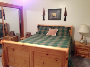 5 habitaciones, escritorio, tabla de planchar con plancha y wifi gratis 