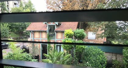 casa con encanto en 10 minutos de affairesde barrio de Defensa
