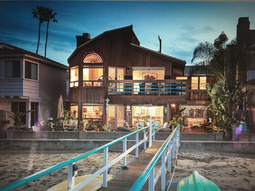 BEST LOCATION ON EXCLUSIVE NORTH BAY FRONT, BALBOA ISLAND