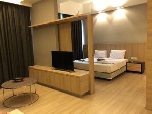 Fer et planche à repasser, Wi-Fi, draps fournis