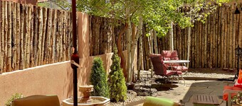 Low June Rates!! Location&Luxury: Famers Market,Plaza,Baca, Dining&Galleries!