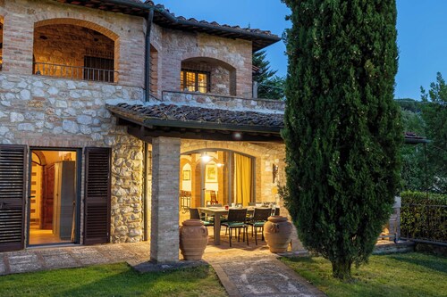 Villa Osservatorio für bis zu 11 Personen mit Pool 15 Minuten nach San Gimignano