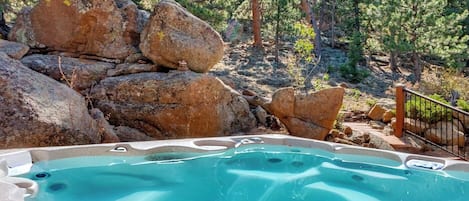 Bañera de hidromasaje exterior