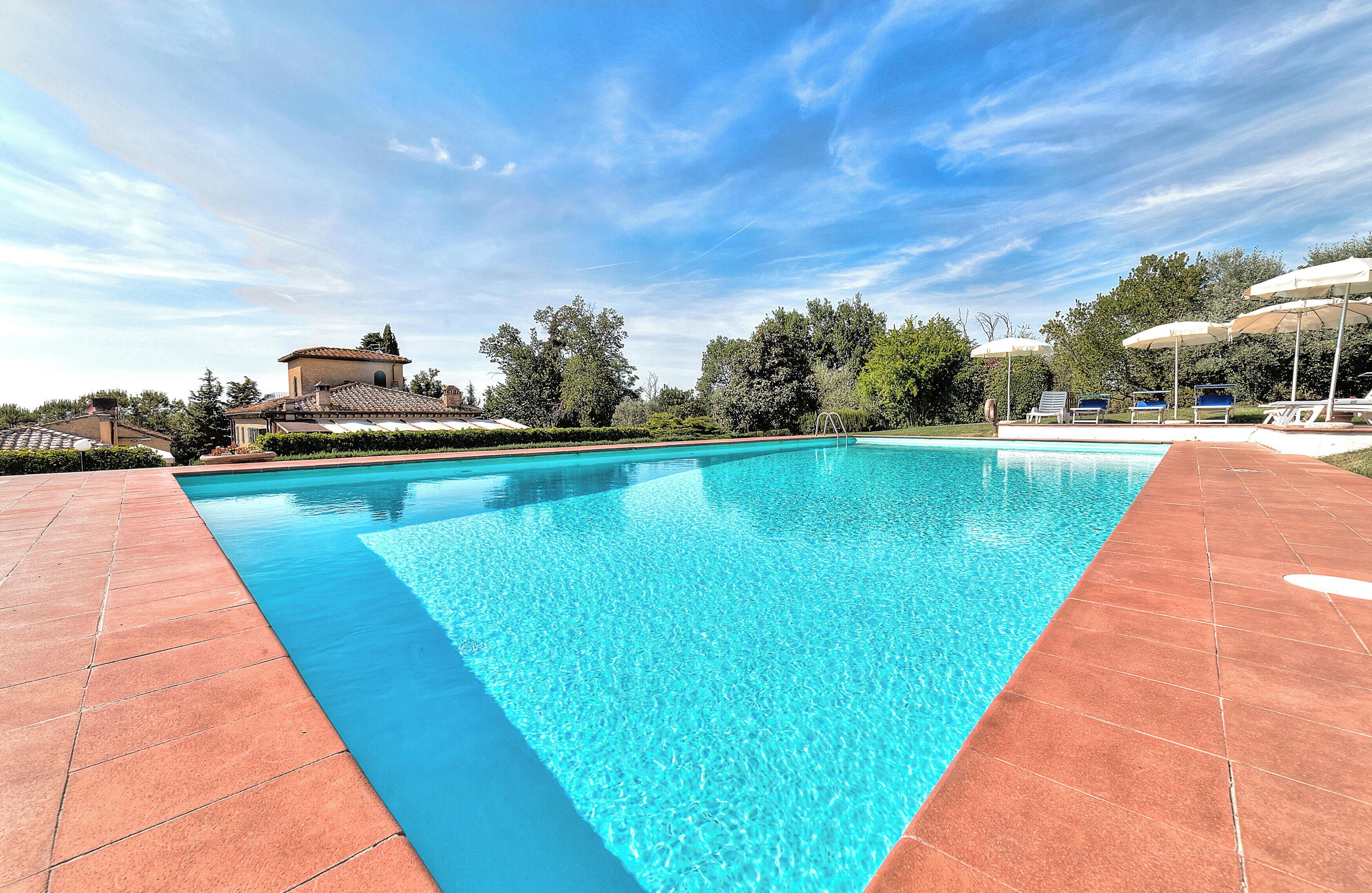 Piscine extérieure