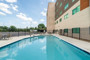 Seasonal outdoor pool, open 9:00 AM to 9:00 PM, sun loungers