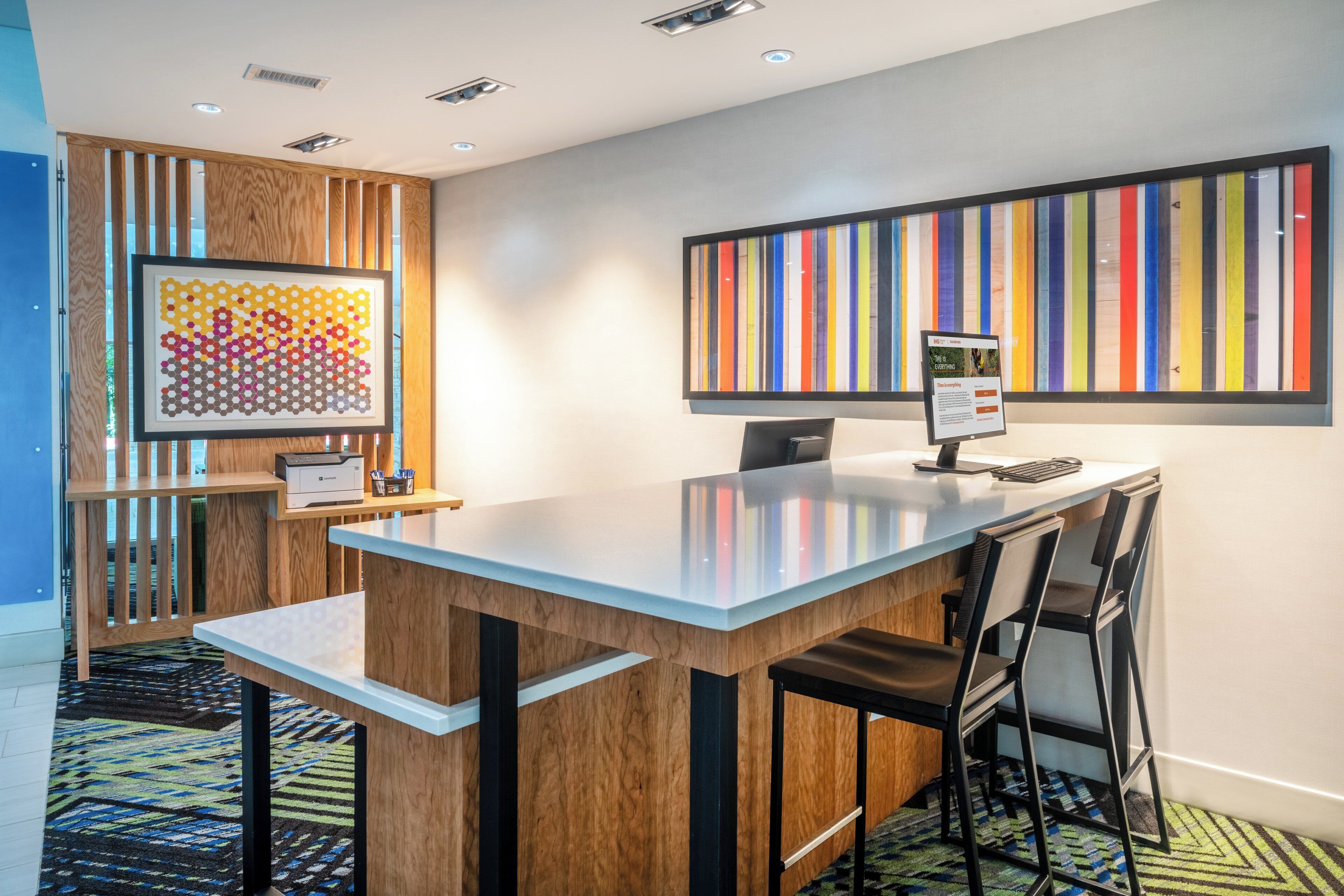 Photo - Holiday Inn Express & Suites Atlanta Airport NE - Hapeville  by IHG