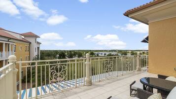 5068 Annunciation Circle, Unit 4304 | Balcony view