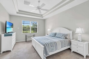 4 habitaciones, tabla de planchar con plancha, wifi y ropa de cama 