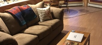 Relaxation in the mountains. Hike, Ski & explore around Jay Peak