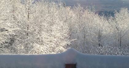 Relaxation in the mountains. Hike, Ski & explore around Jay Peak