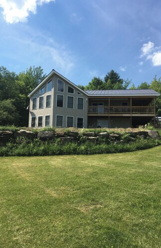 Relaxation in the mountains. Hike, Ski & explore around Jay Peak