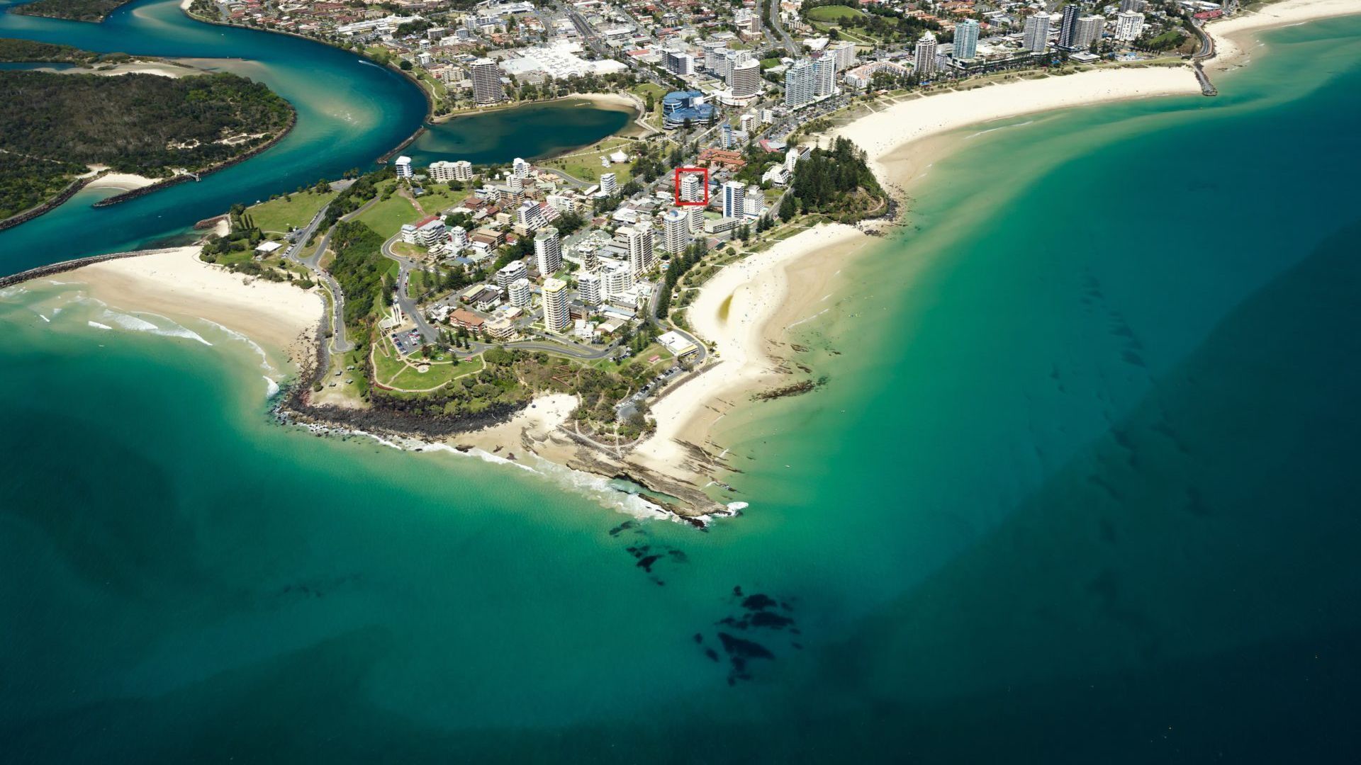 Eden Apartments Unit 901 Easy walk to Twin Towns services club and patrolled beaches with Wi-Fi Inc. — image 3