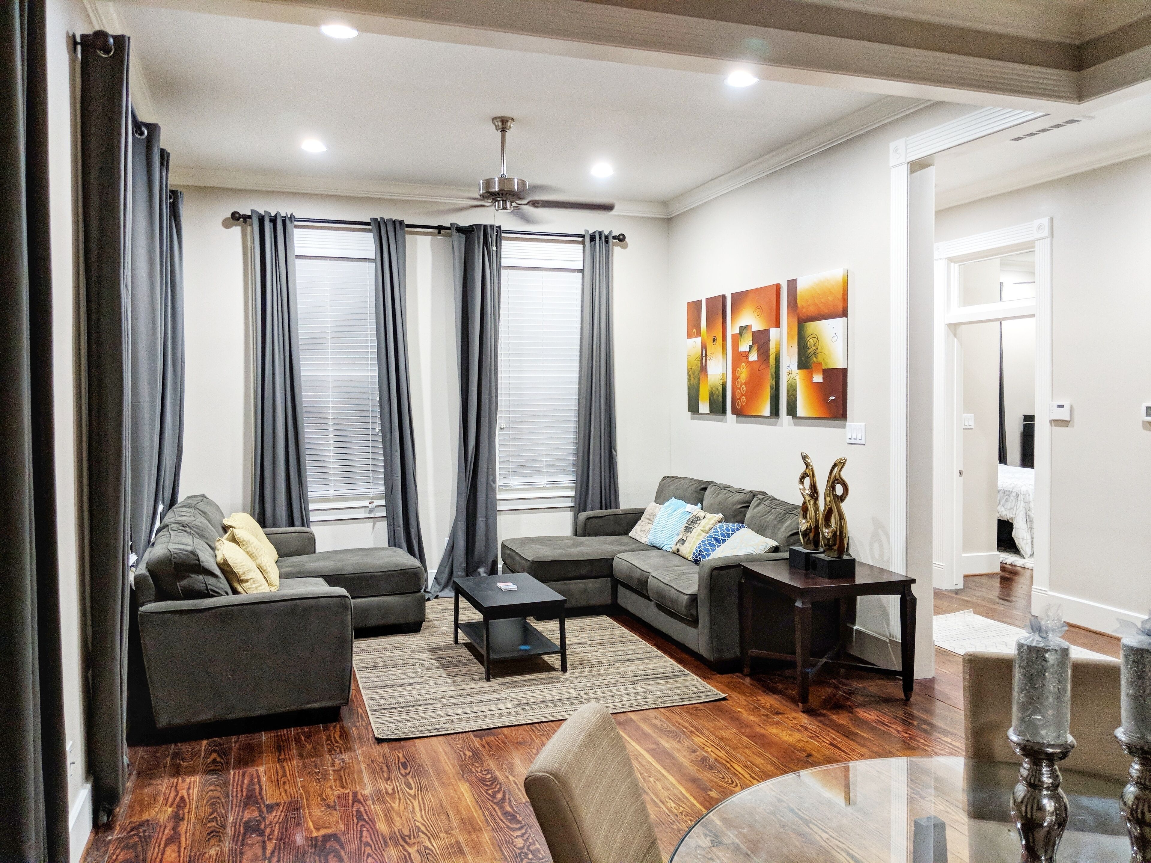 Highly Sought Cozy 2BR Modern House Best Location