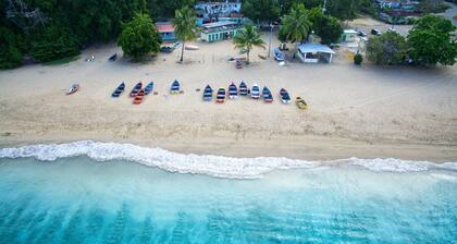 Cocoloba #2 at Crash Boat - A Unique Beach Front Experience