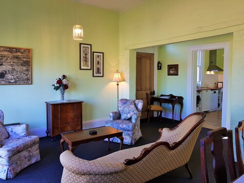 Maids Quarters - Coragulac House