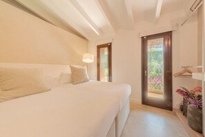 3 bedrooms, Internet