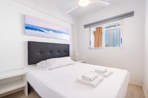 2 slaapkamers, een strijkplank/strijkijzer, gratis wifi, beddengoed