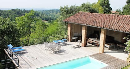 Cascina historisches Grün des Monferrato.