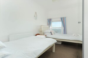 2 bedrooms