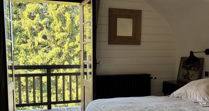 Ultra cozy and ski lifts at 8 minutes. Everything will be done on foot and on skis.