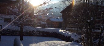 Ultra cozy and ski lifts at 8 minutes. Everything will be done on foot and on skis.