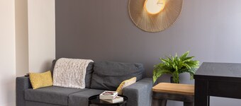 SUPERB Sovita DRC lorient-keskus täysin VARUSTETTU 