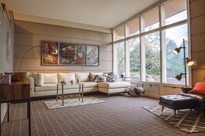 Fernseher, Netflix, Streaming-Dienste