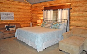 4 chambres, fer et planche à repasser, lit de bébé portatif