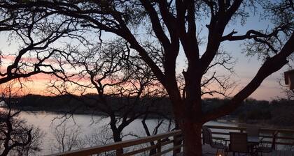 Allure 1900 sq waterfront home with country elegance spectacular views