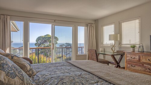 Ocean View Condo in Prime Location
