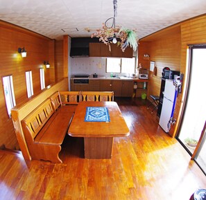 Living room - ease (Nakijin)