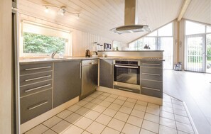 Kühlschrank, Herdplatte, Geschirrspüler