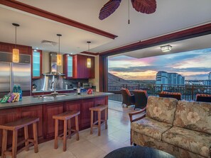 Interior - End of year specials! - Poolside Beach Tower - 3 BR/3 BA (Kapolei)